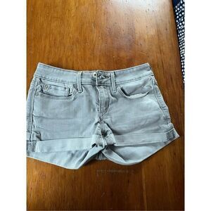 Denizen by Levi’s girl’s light gray high rise shortie jean shorts 16